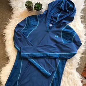 Under Armour Cold Gear hooded long sleeve pullover